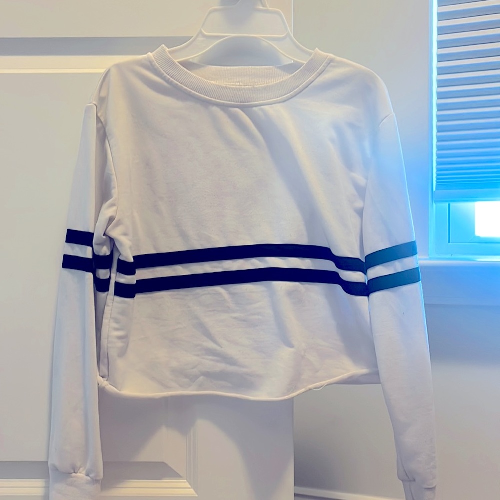 Cropped sweater